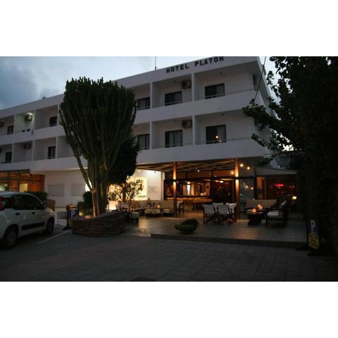 Hotel Platon