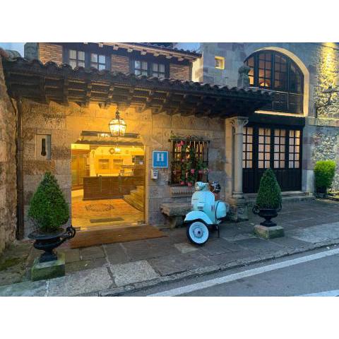 Hotel Santillana