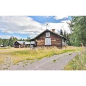 Idyllic log cabin close to beautiful nature, fishing and skiing