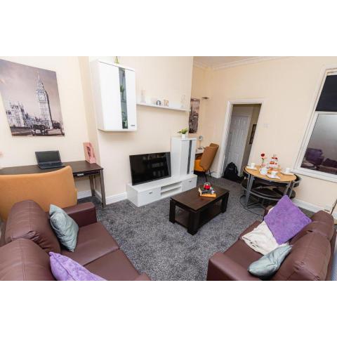 Imeary - 3BR Terraced Near S. Shields