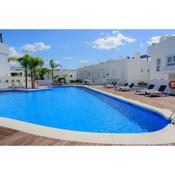 Impressive brand new townhouse with 4 bedrooms in El Romeral - Calahonda