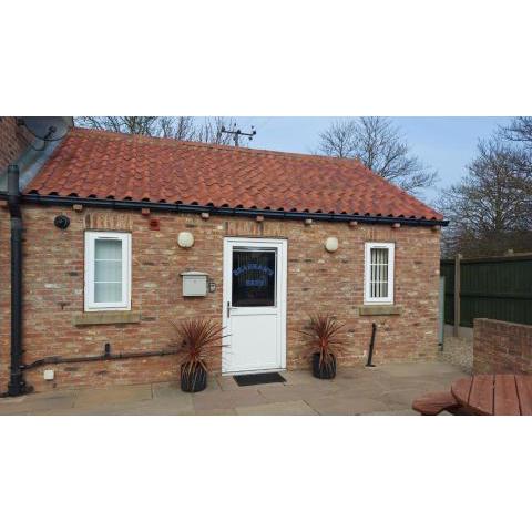 Inviting 1-Bed Cottage in Barmston