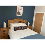 James St Park 2 bed Gr Flr, sleeps 4