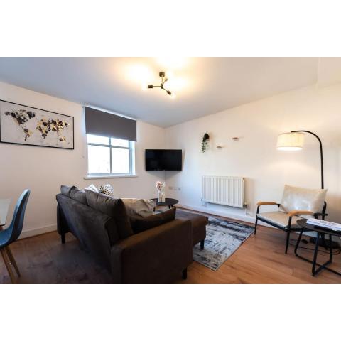 Jasper- 2 Bed Flat With Parking