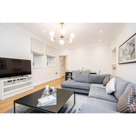 Knightsbridge / Belgravia Motcomb St Deluxe 2Bed 2Bath