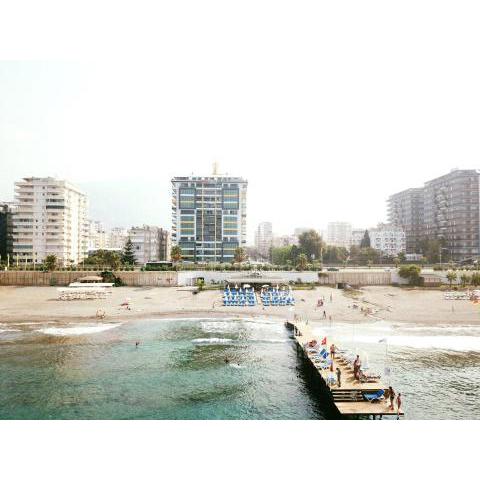 Konak seaside Tower-King's apartments