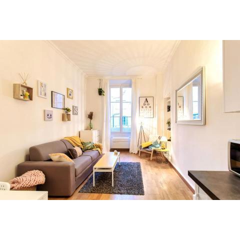 L22 Studio Jean-Médecin 3 mins to the beach AC & WIFI