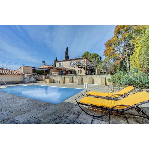 La Bastide des Jourdans - Piscine et climatisation