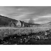 Laggan cottage where art and nature meet