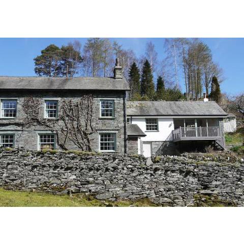 Langdale Cottage - 5 bedrooms and 5 bathrooms