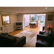 Large 2-Bed House Derbyshire off Chatsworth rd