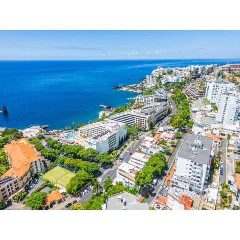 Lido Sunrise Apartment by Madeira Sun Travel