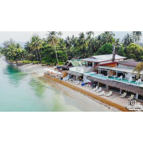 Lipa Lodge Beach Resort