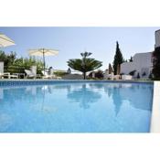 Lo Antonio Coronao -- Private villa -BBQ- Pool and SPECTACULAR garden with sea views -Wifi-600mps- BENALMÁDENA