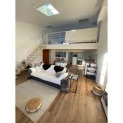 LOFT ravissant au COEUR d'Aigues-Mortes.