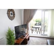 Lovely 2 BR flat with balcony near City Centre