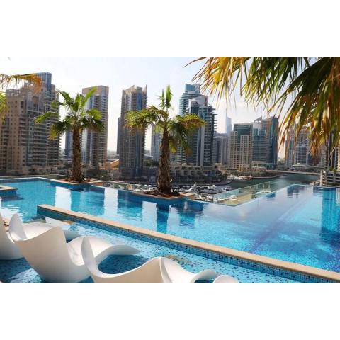 Lovely apartment with full Dubai Marina view