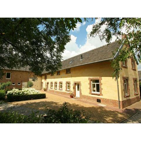 Lovely Farmhouse in Wijlre with Forest nearby