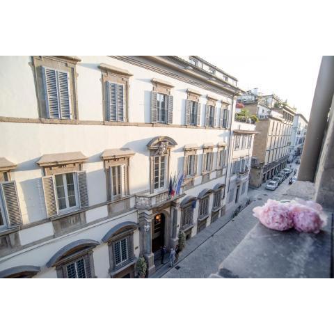 Lovely flat in the historical Palazzo Gherardi