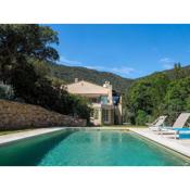 Lovely holiday home in Cavalaire-sur-Mer with private pool