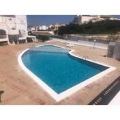 Lovely one bedroom unit with pool