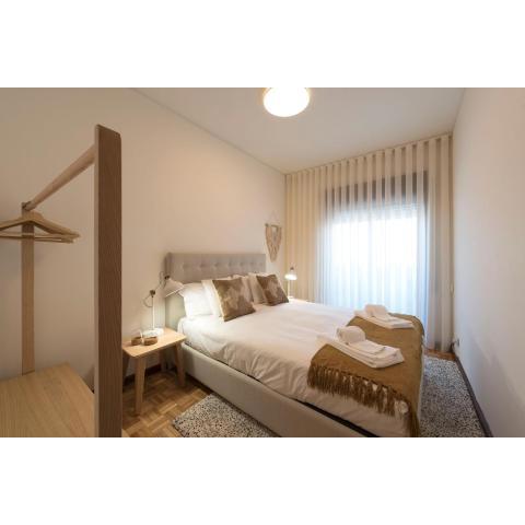 LovelyStay - Genuine Bonfim Balcony Flat