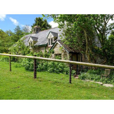 Lower Goytre Farmhouse