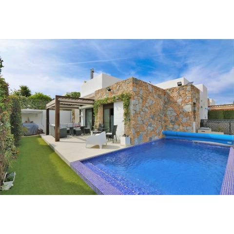 Luxe villa met verwarmd privé zwembad - Cabo Roig