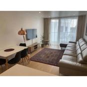 Luxurious 2 bedroom flat with en-suite bedroom