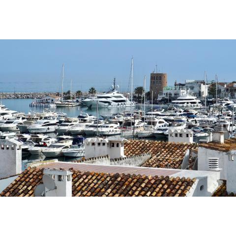 Luxurious apartment in the heart of Puerto Banus