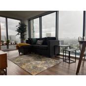 Luxury 2 Bedroom En-Suite Apartment Balcony Views