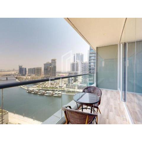 Luxury 2BR with Full Canal Views High Floor