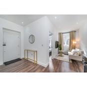 Luxury Apartment near Central London