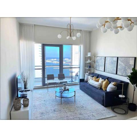 Luxury bright 2Br Panoramic Ocean and Marina views