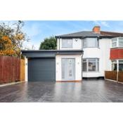 Luxury Harborne House - 4 Bedrooms - Garden - Parking