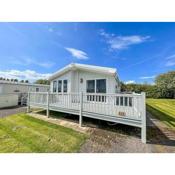 Luxury Lodge With Decking In Hunstanton At Manor Park Ref 23144k