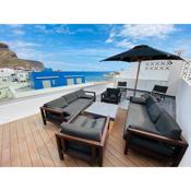 luxury penthouse with ocean and beach views in Puerto de Mogan