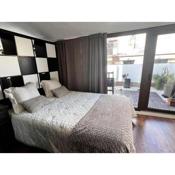 Madrid Gran via apartment center