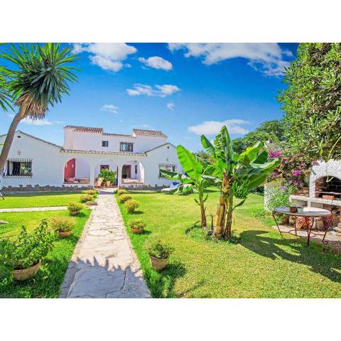 Magnificent Villa in Andalusia near Beach