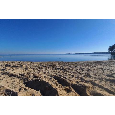 Maison du Lac (à quelques mètres de la plage...)