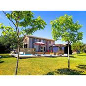 Maison Les Terrasses, 4 star rated wooden house