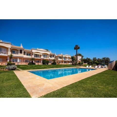 Marinha Beach Apartment