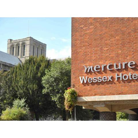 Mercure Winchester Wessex Hotel