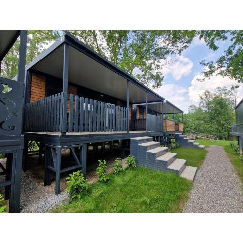 Micro-Cabin by the Kolpa River Metlika