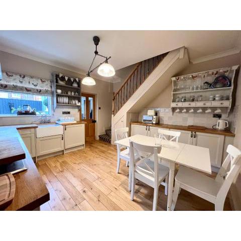 Mill Cottage, New Refurbished, 2 Bed, Cleethorpes