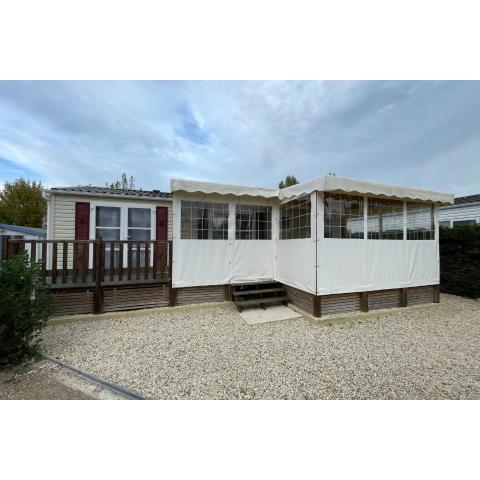 Mobile home in a campsite with swimming pool in Marennes plage