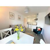 Modern 2 Bed Apt Centre Of Penzance, Lift Access