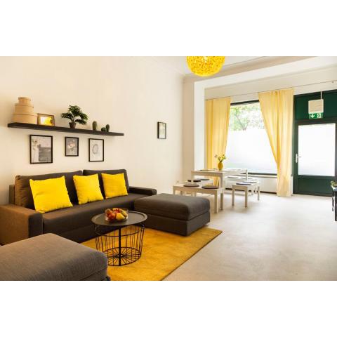 Modern 2 Bedroom Apartment in Berlin Schöneberg