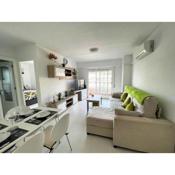 Modernized 2 Bed Apt with Com pool PP27