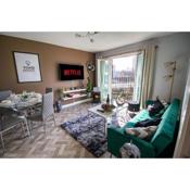 Monea Apartment with Free Parking, Balcony and Smart TV with Netflix by Yoko Property